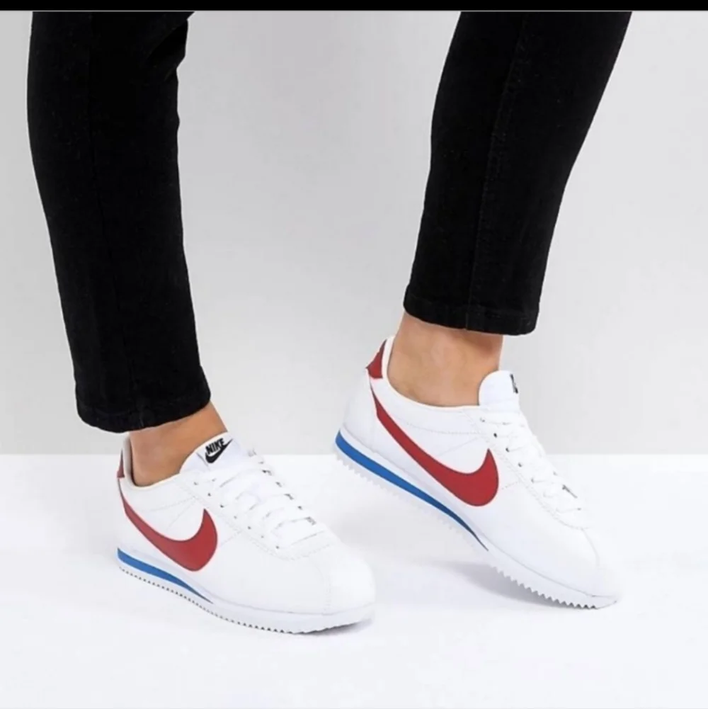 Nike Cortez Basic SL Shoes
